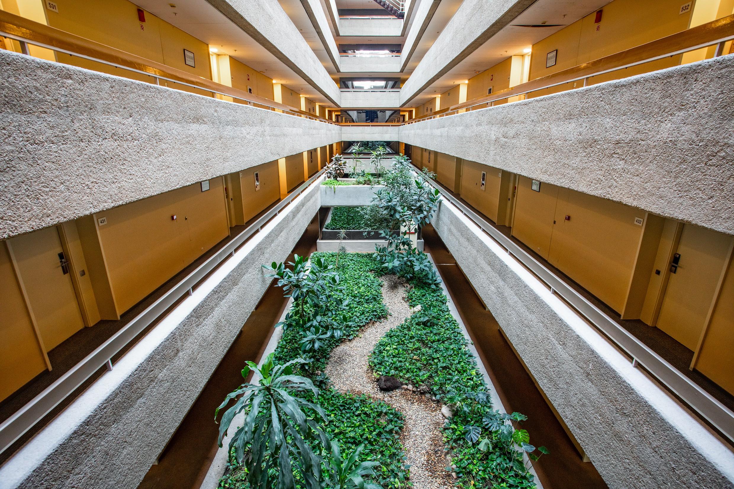 Pierre & Edificio Eurobuilding 2 Apartment *